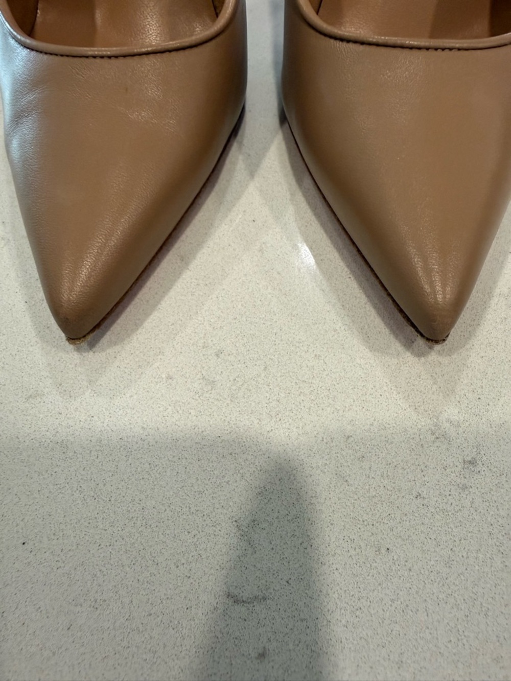 Sporty Kate Christian Louboutin Nude - Picture 7 of 11